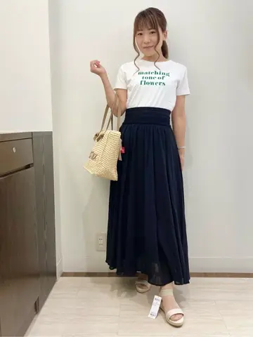 Feroux スタッフ コーディネート画像