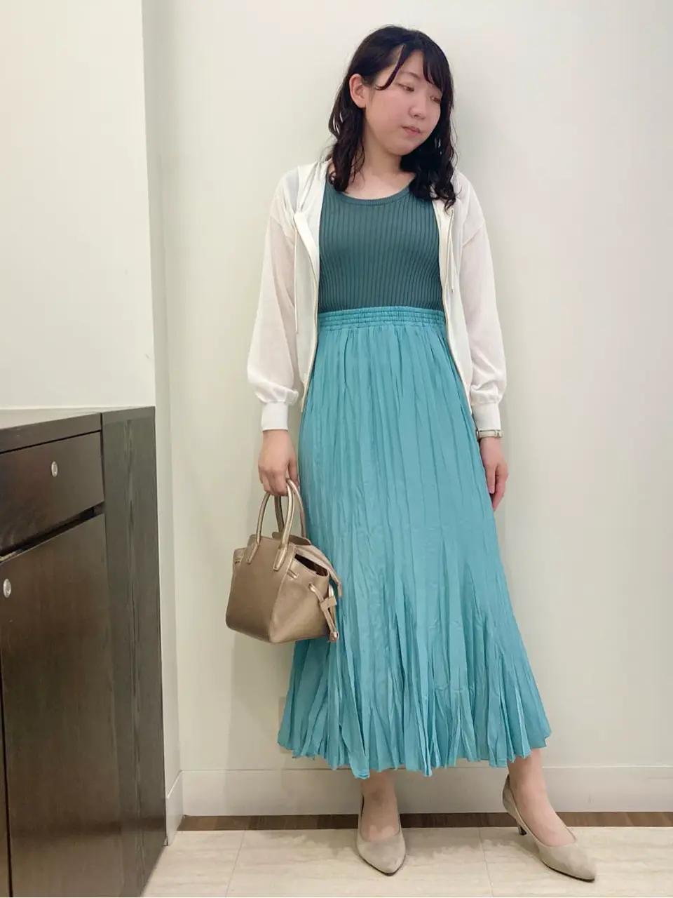 Feroux スタッフ コーディネート画像