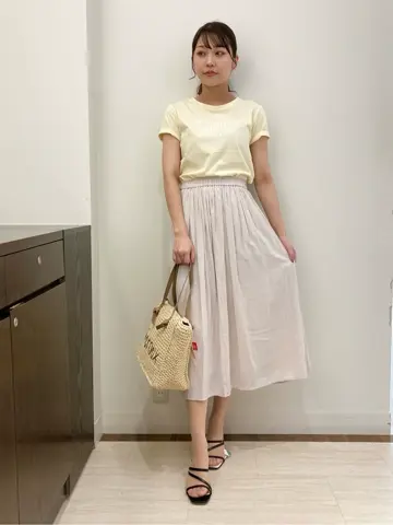 Feroux スタッフ コーディネート画像