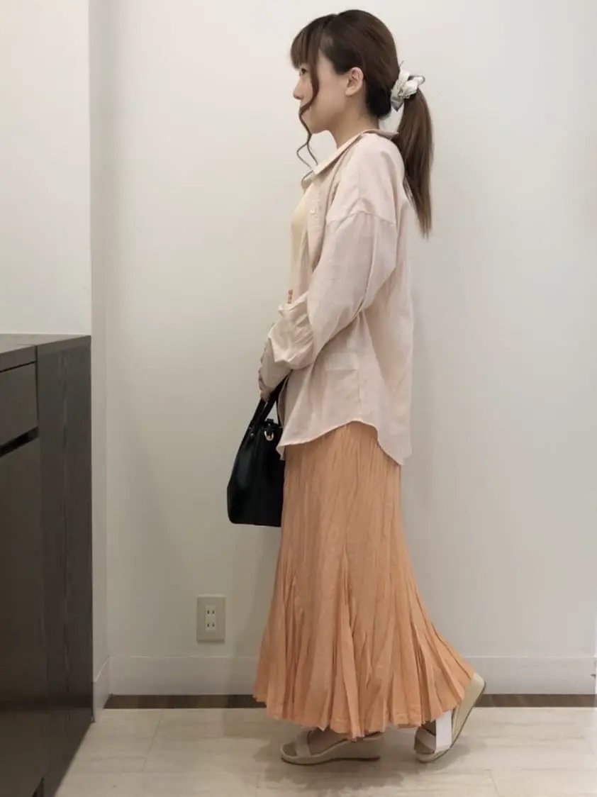 Feroux スタッフ コーディネート画像