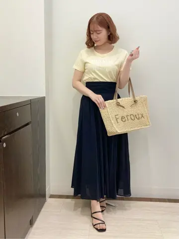 Feroux スタッフ コーディネート画像