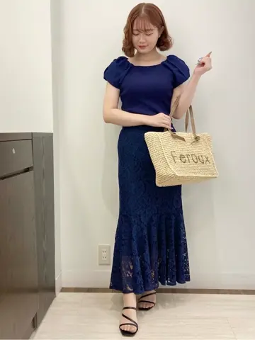 Feroux スタッフ コーディネート画像