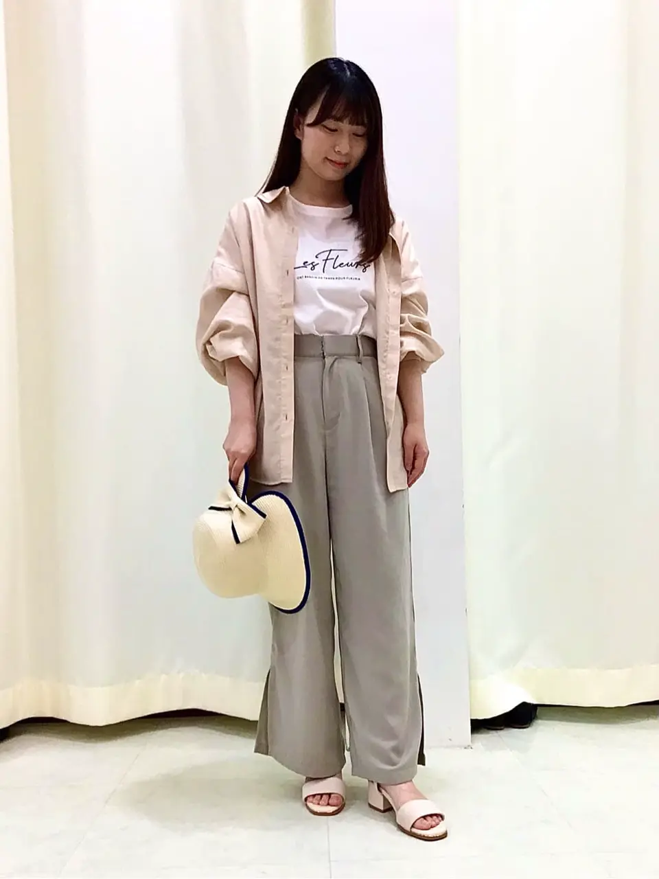  スタッフ コーディネート画像