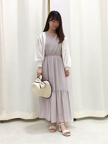 Feroux スタッフ コーディネート画像