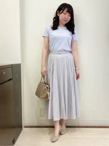 Feroux スタッフ コーディネート画像