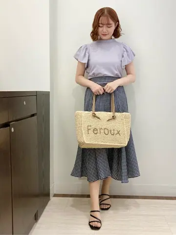 Feroux スタッフ コーディネート画像