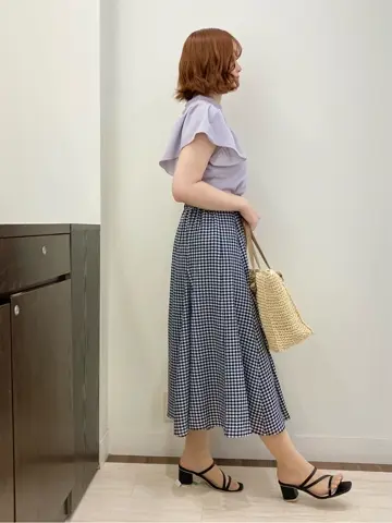 Feroux スタッフ コーディネート画像