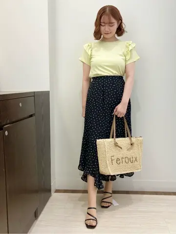 Feroux スタッフ コーディネート画像