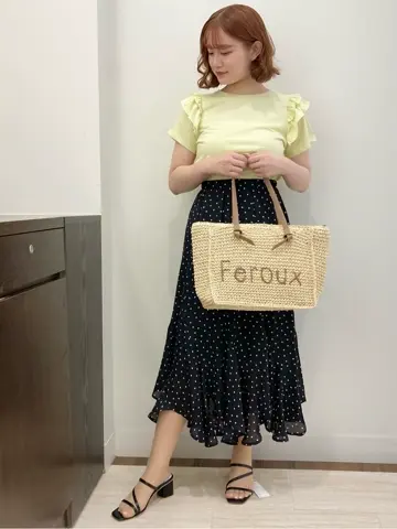 Feroux スタッフ コーディネート画像