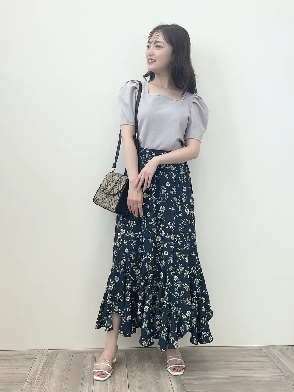  staff ai コーディネート画像