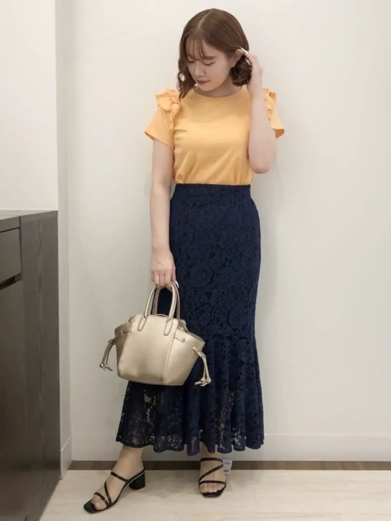 Feroux スタッフ コーディネート画像