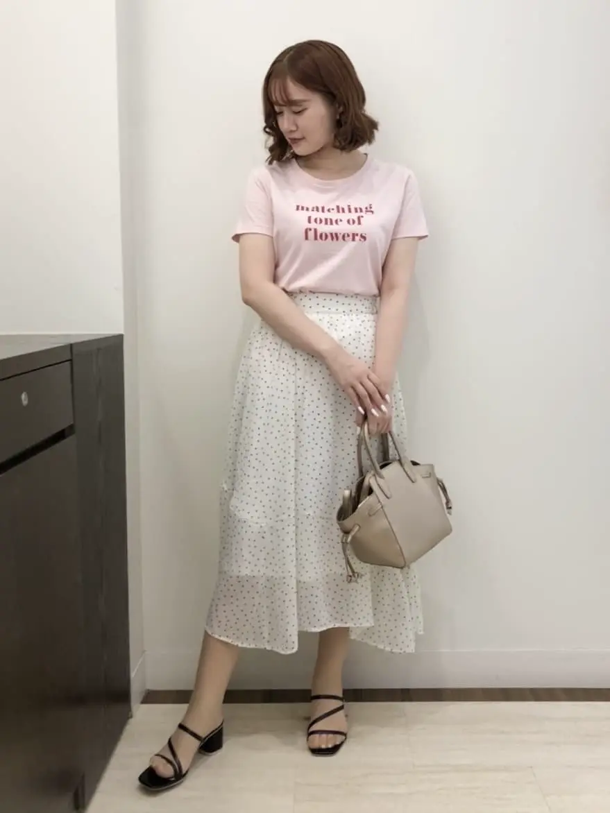 Feroux スタッフ コーディネート画像