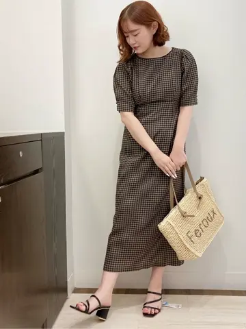 Feroux スタッフ コーディネート画像