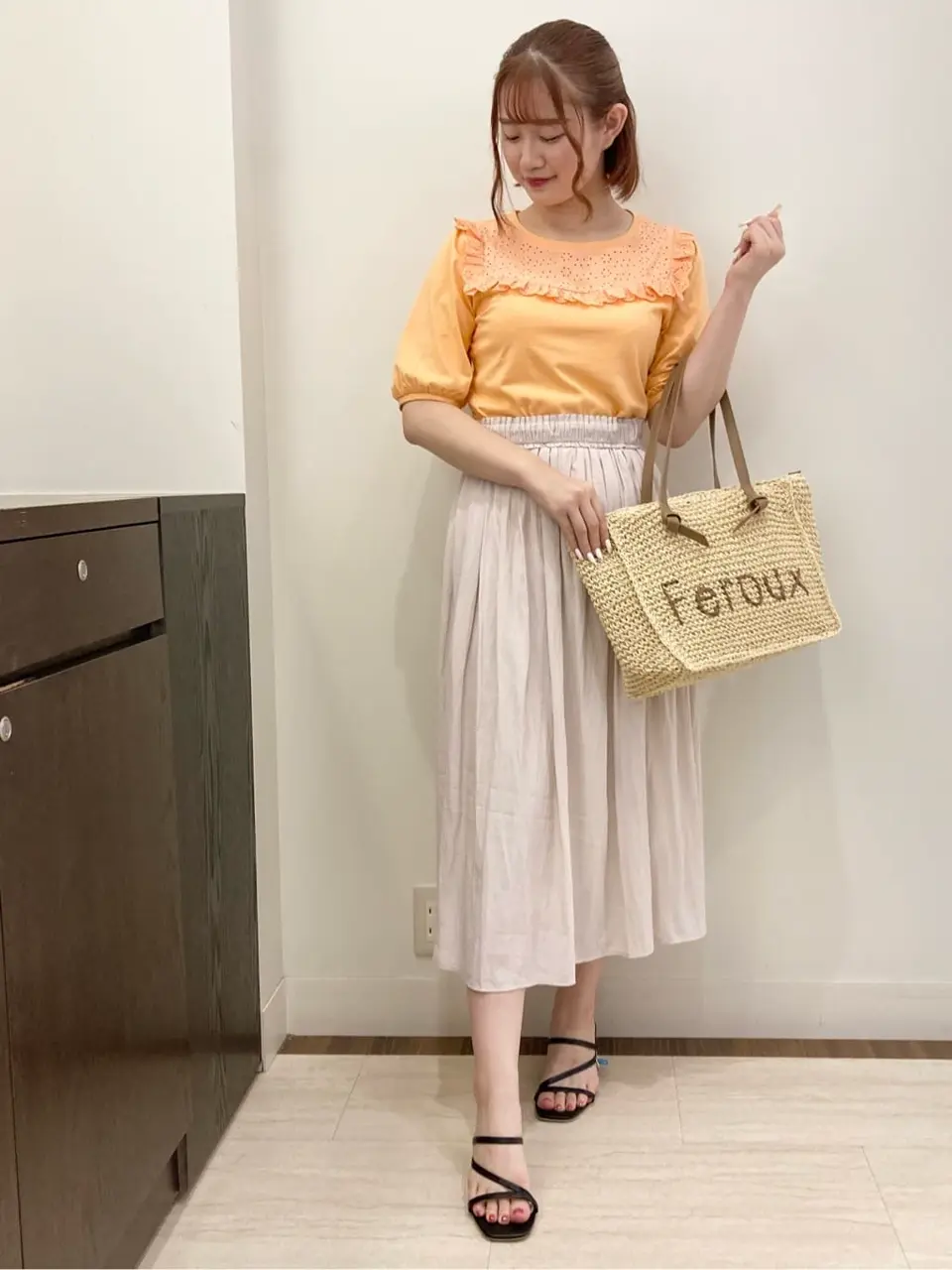 Feroux スタッフ コーディネート画像