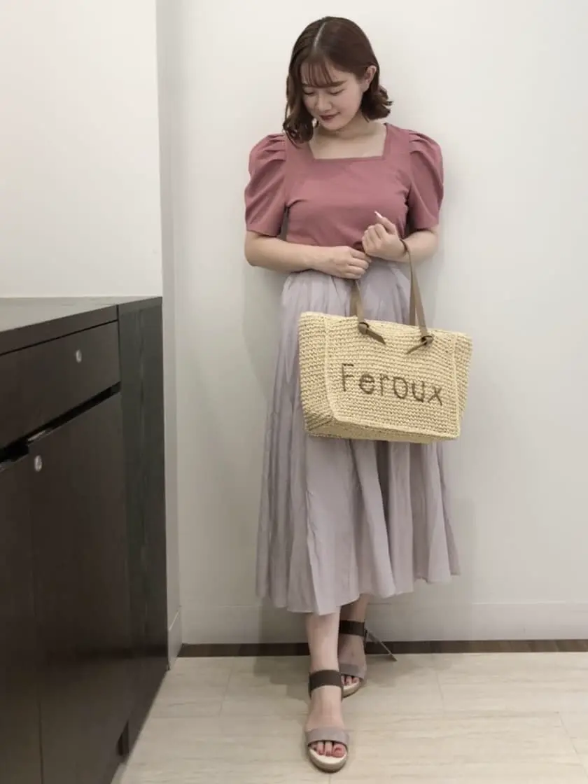 Feroux スタッフ コーディネート画像