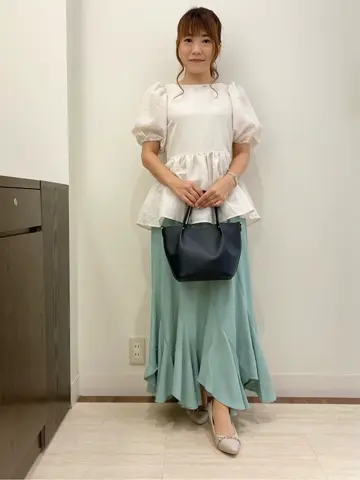 Feroux スタッフ コーディネート画像