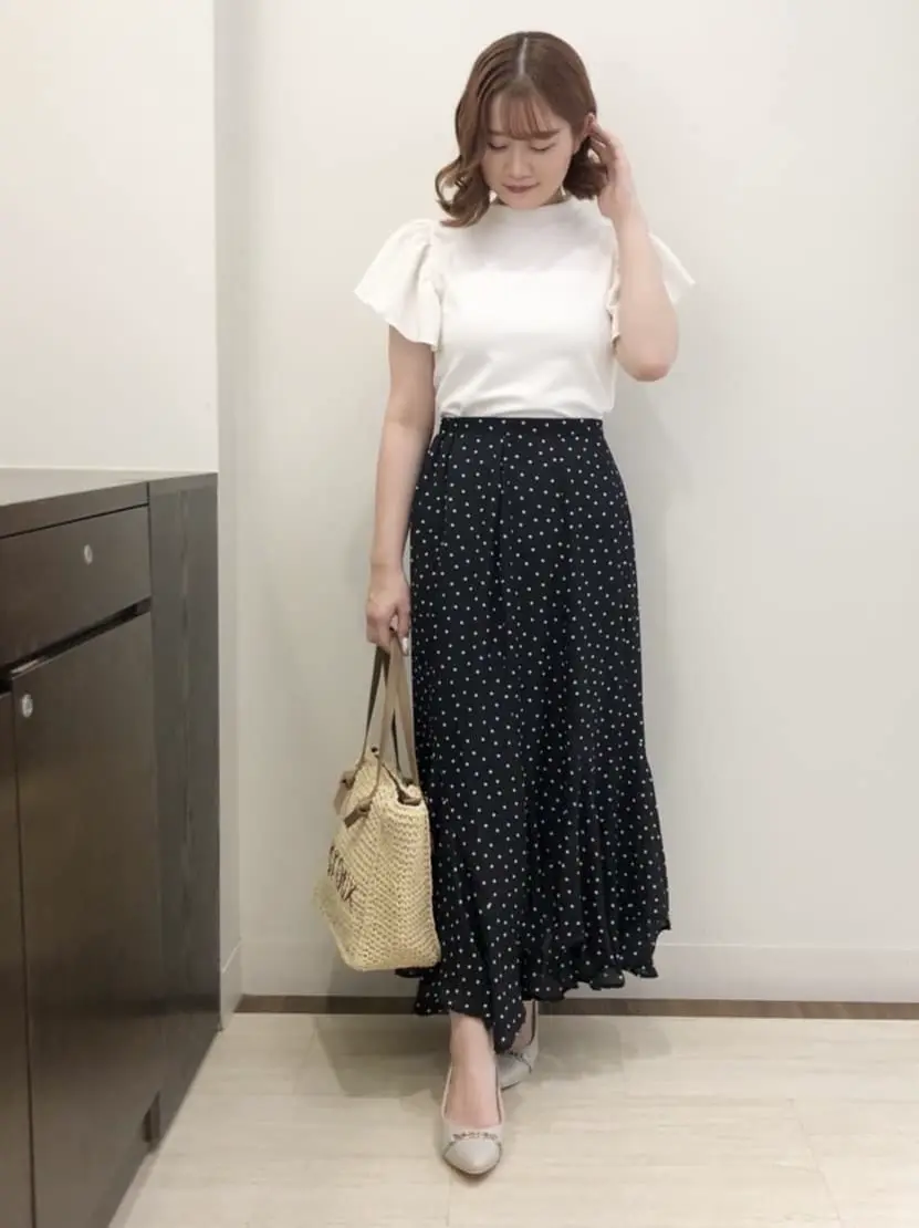 Feroux スタッフ コーディネート画像