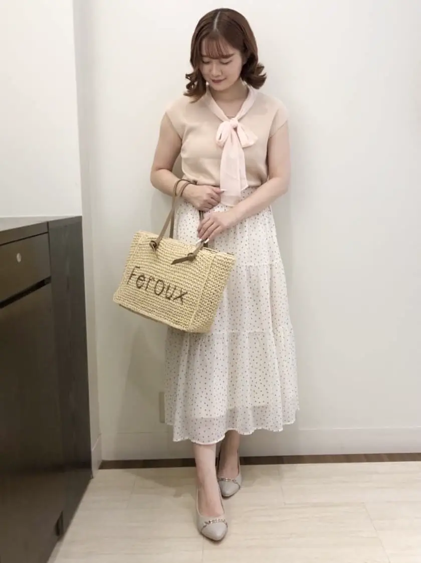 Feroux スタッフ コーディネート画像