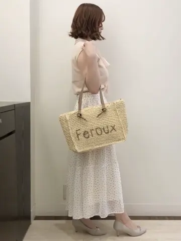 Feroux スタッフ コーディネート画像