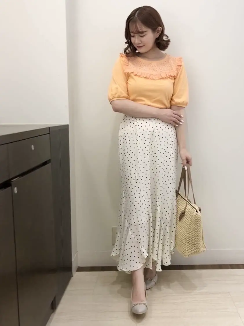 Feroux スタッフ コーディネート画像