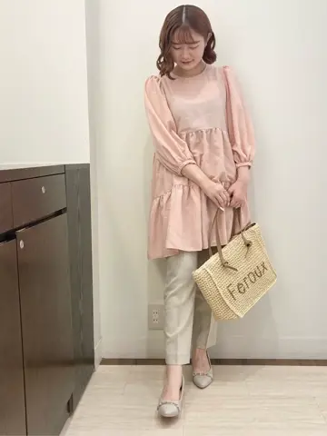 Feroux スタッフ コーディネート画像