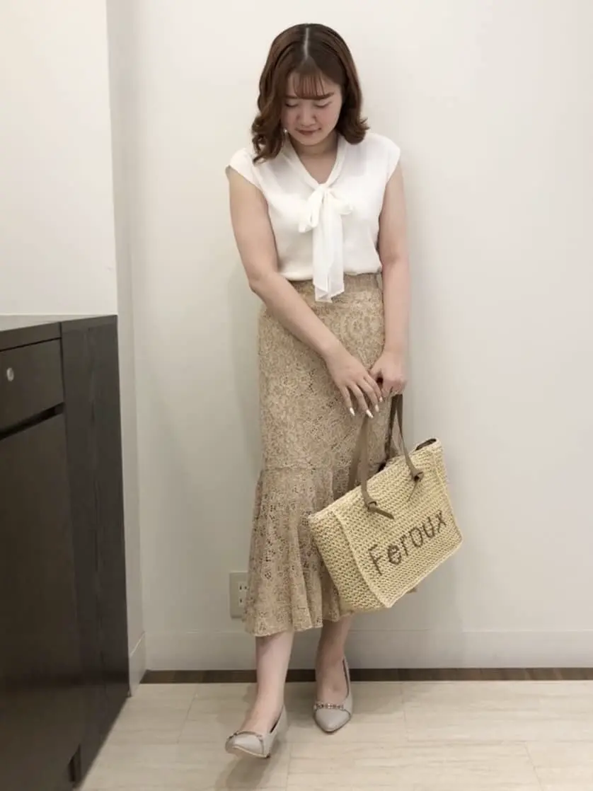 Feroux スタッフ コーディネート画像