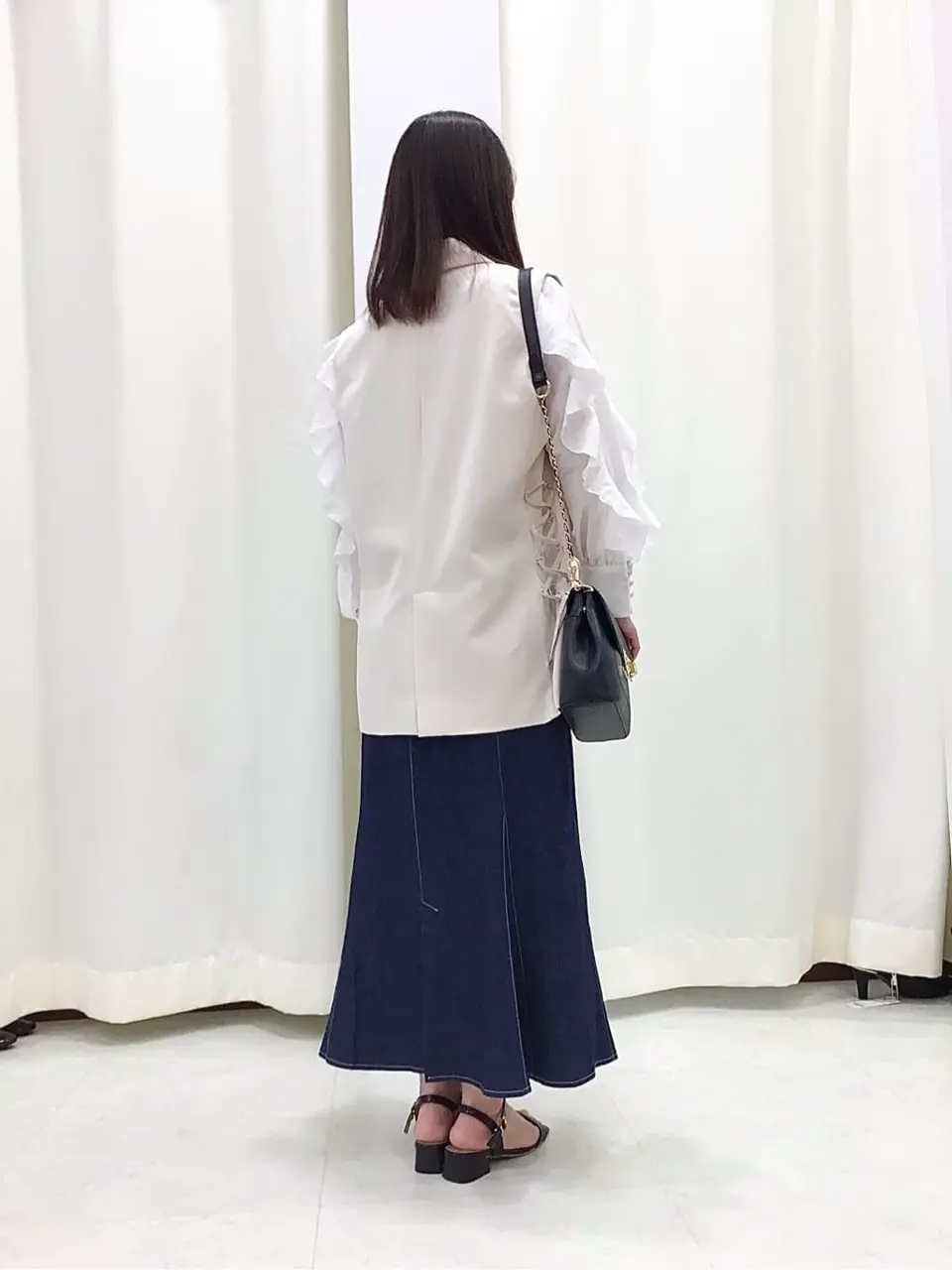 Feroux スタッフ コーディネート画像