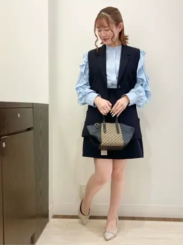 Feroux スタッフ コーディネート画像