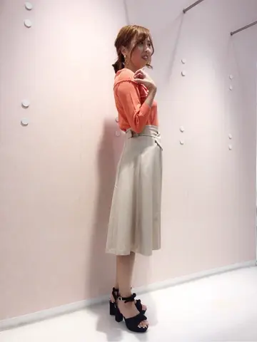 Feroux スタッフ コーディネート画像