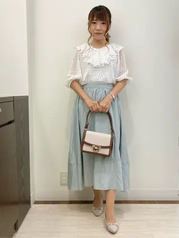 Feroux スタッフ コーディネート画像