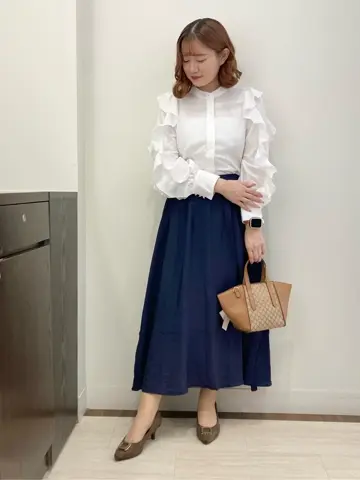 Feroux スタッフ コーディネート画像