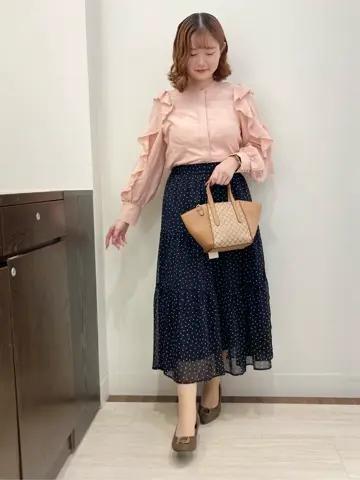 Feroux スタッフ コーディネート画像