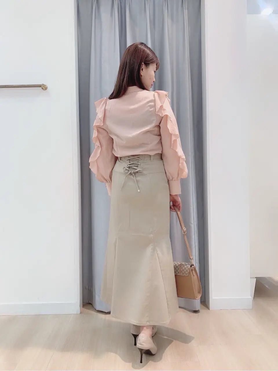 Feroux スタッフ コーディネート画像