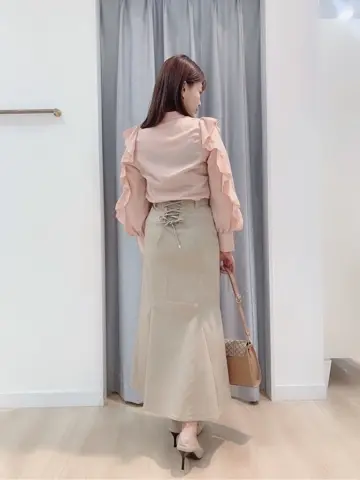 Feroux スタッフ コーディネート画像