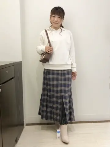 Feroux スタッフ コーディネート画像