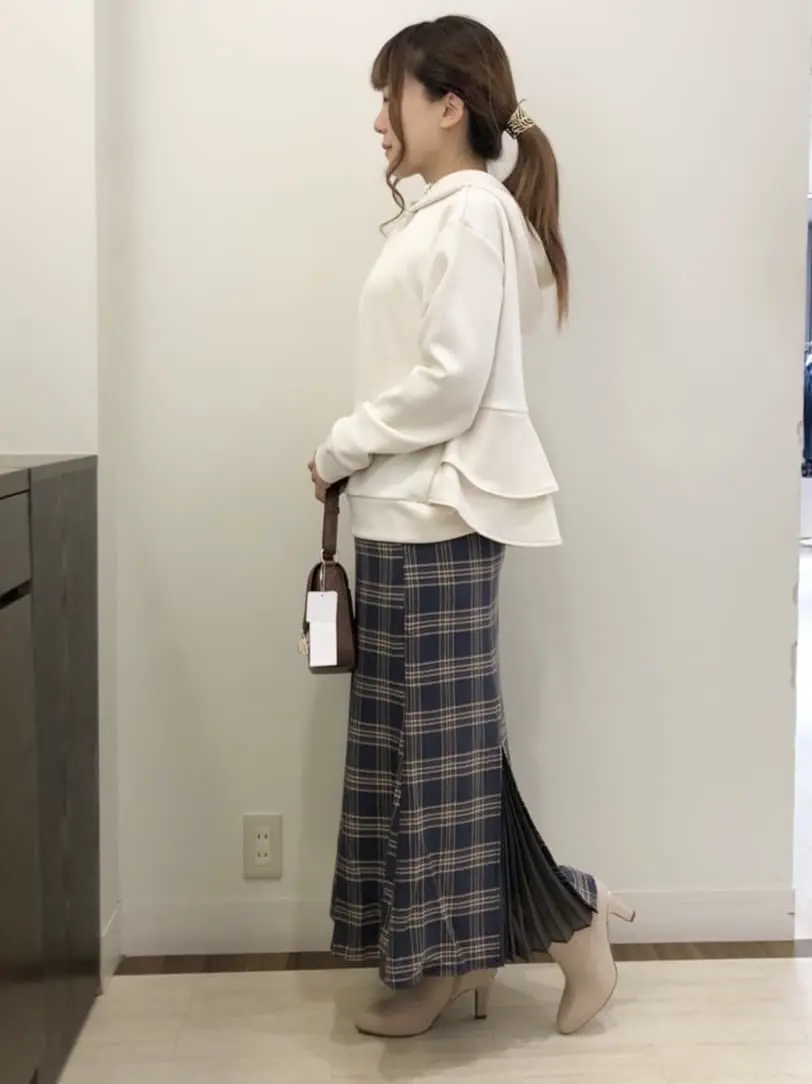 Feroux スタッフ コーディネート画像