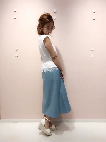 Feroux スタッフ コーディネート画像