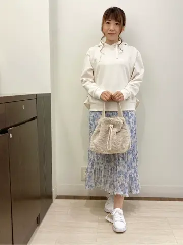 Feroux スタッフ コーディネート画像