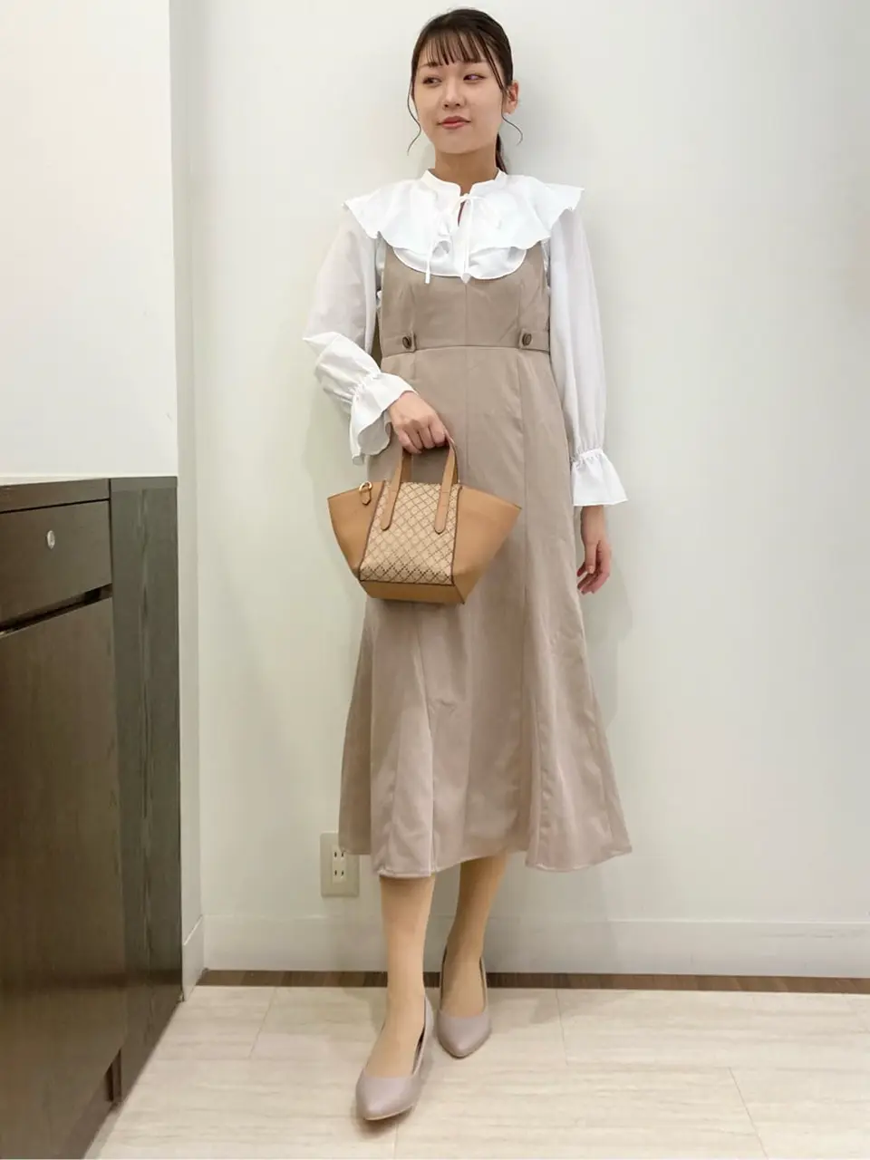 Feroux スタッフ コーディネート画像