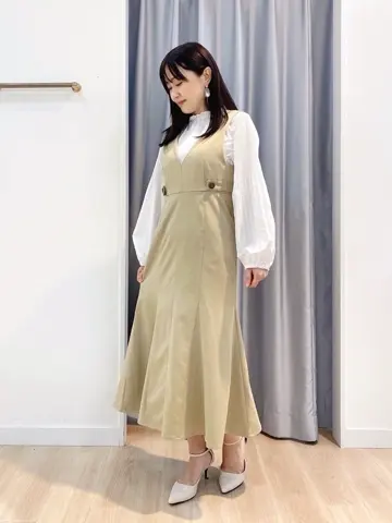 Feroux スタッフ コーディネート画像