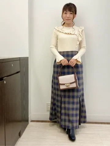 Feroux スタッフ コーディネート画像