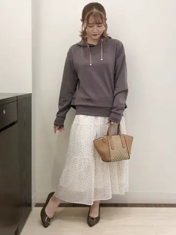 Feroux スタッフ コーディネート画像