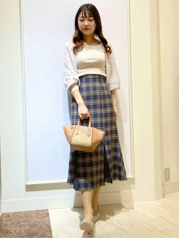 Feroux スタッフ コーディネート画像