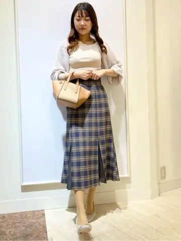 Feroux スタッフ コーディネート画像