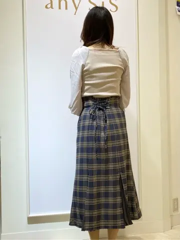 Feroux スタッフ コーディネート画像