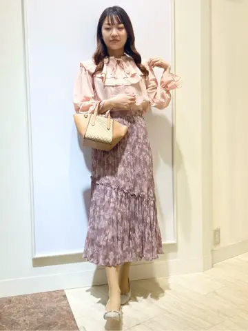 Feroux スタッフ コーディネート画像