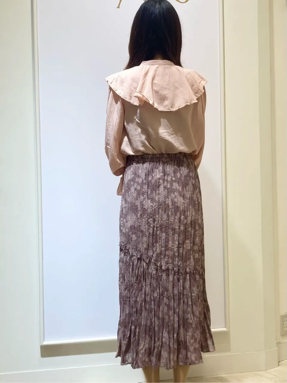 Feroux スタッフ コーディネート画像