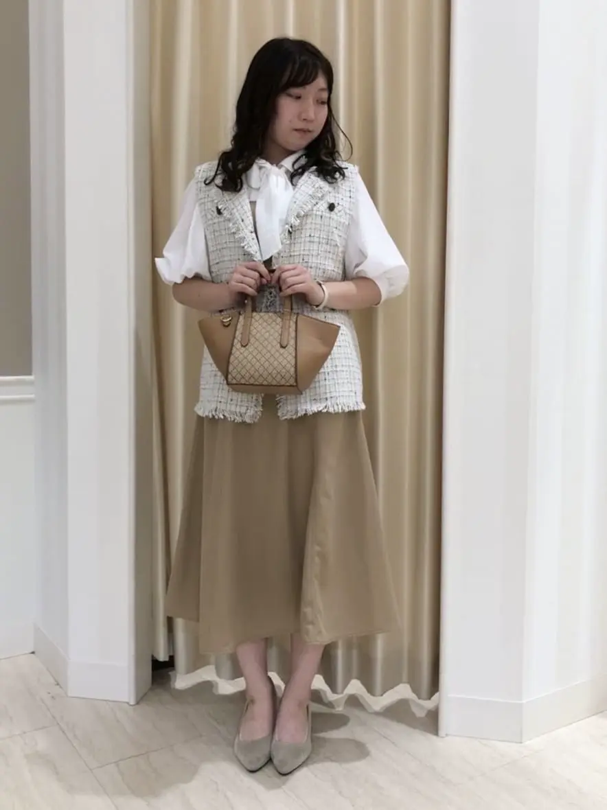 Feroux スタッフ コーディネート画像