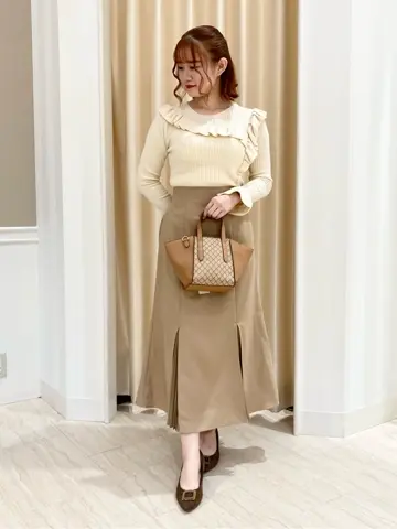 Feroux スタッフ コーディネート画像