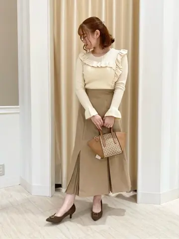 Feroux スタッフ コーディネート画像